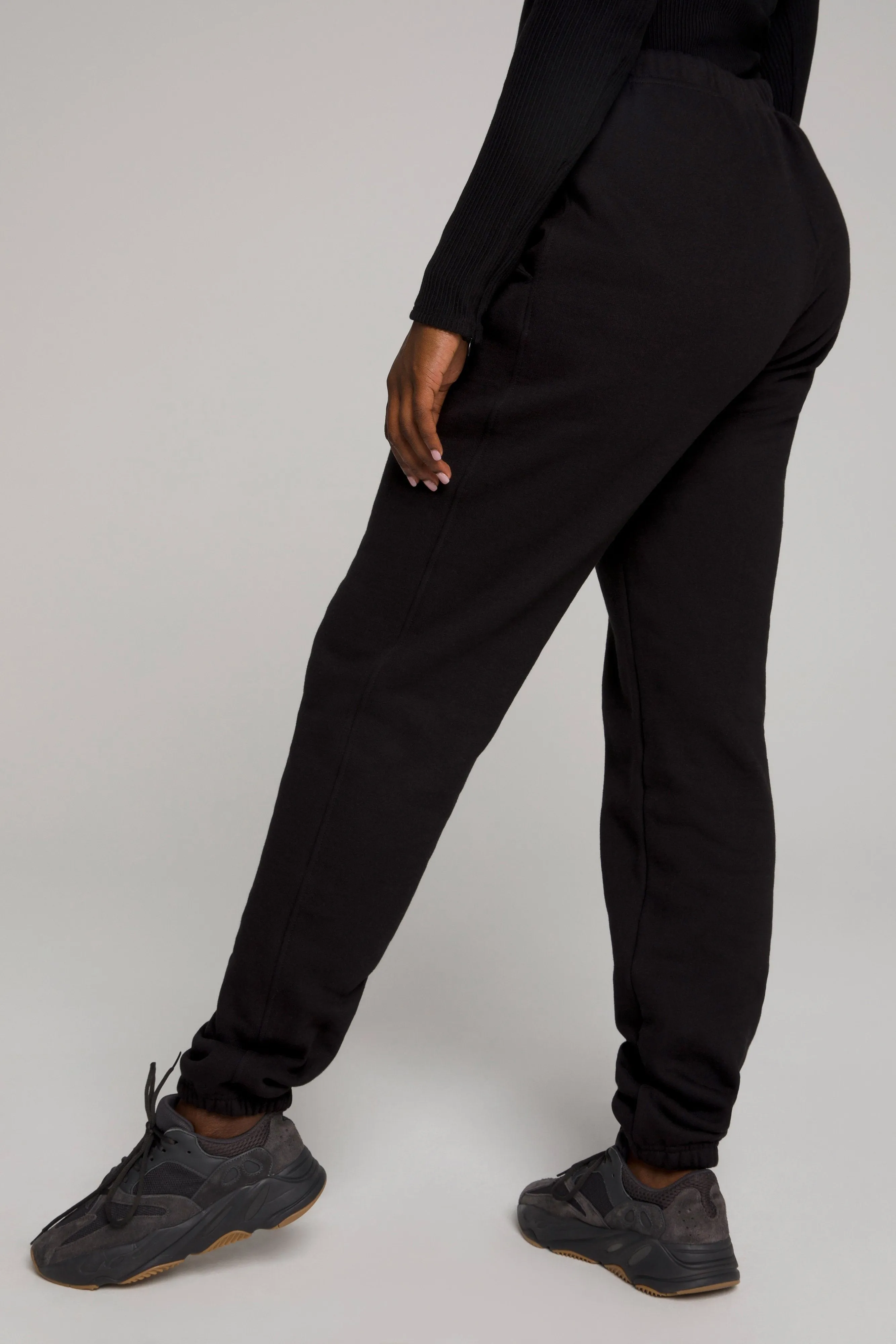 BOYFRIEND SWEATPANTS | BLACK001