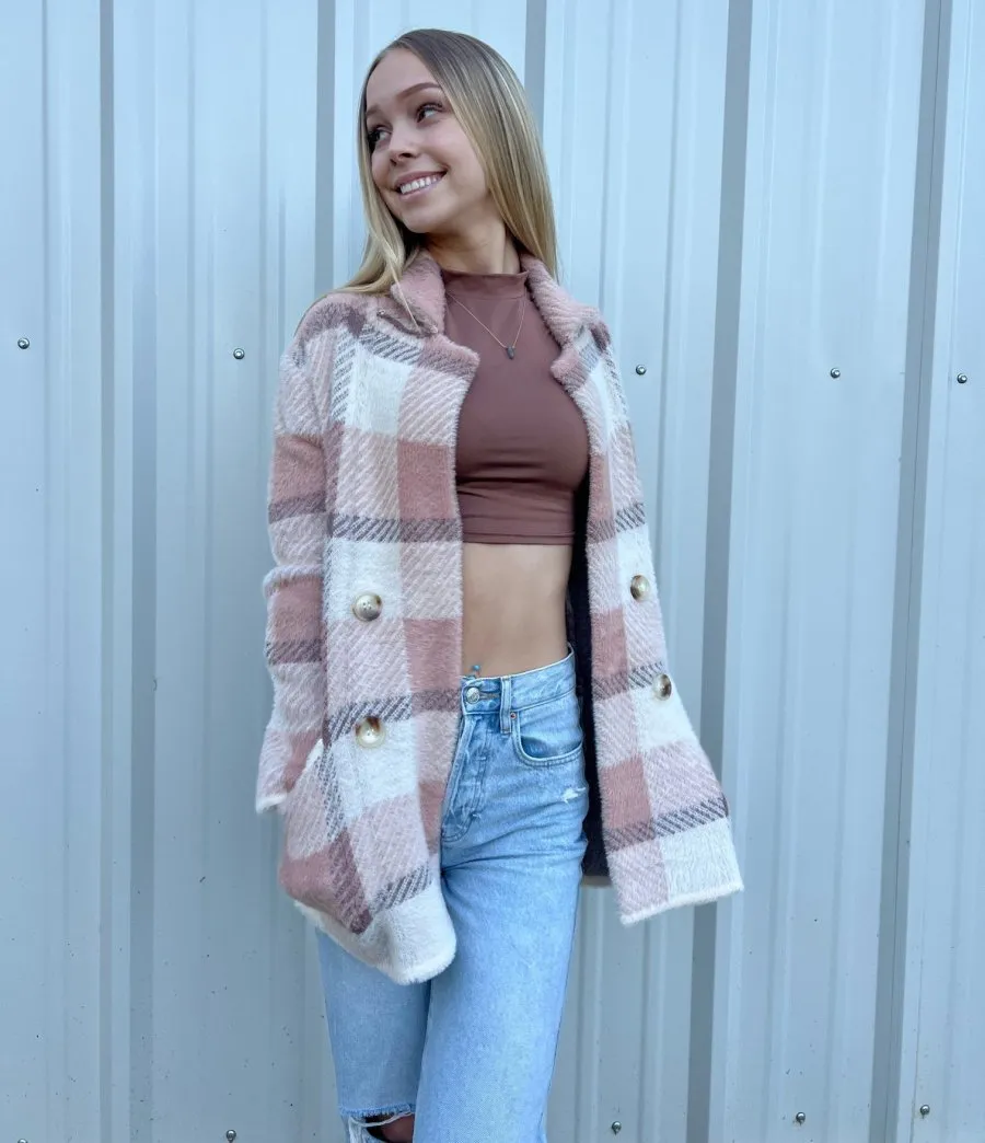 Collared double breasted knit jacket