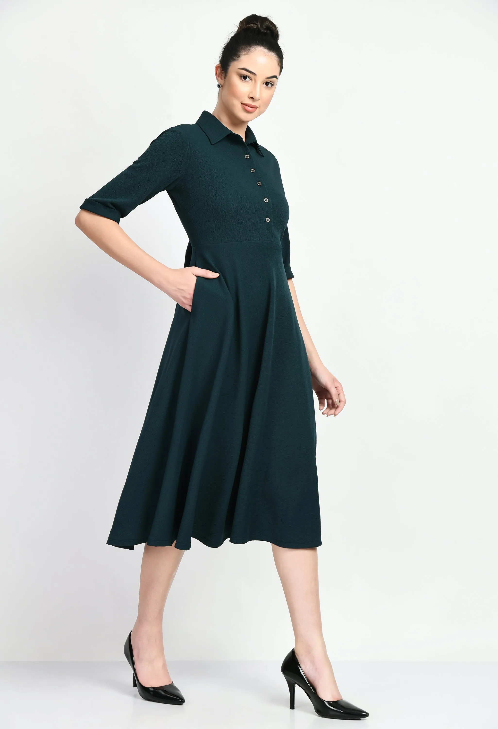 Exude Serenity Fit and Flared Shirt Midi Dress (Emerald Green)