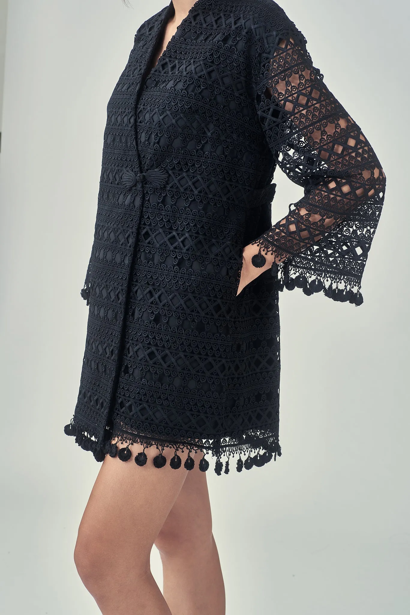 NANCY Aztec Lace Coat (Blk Tassels)