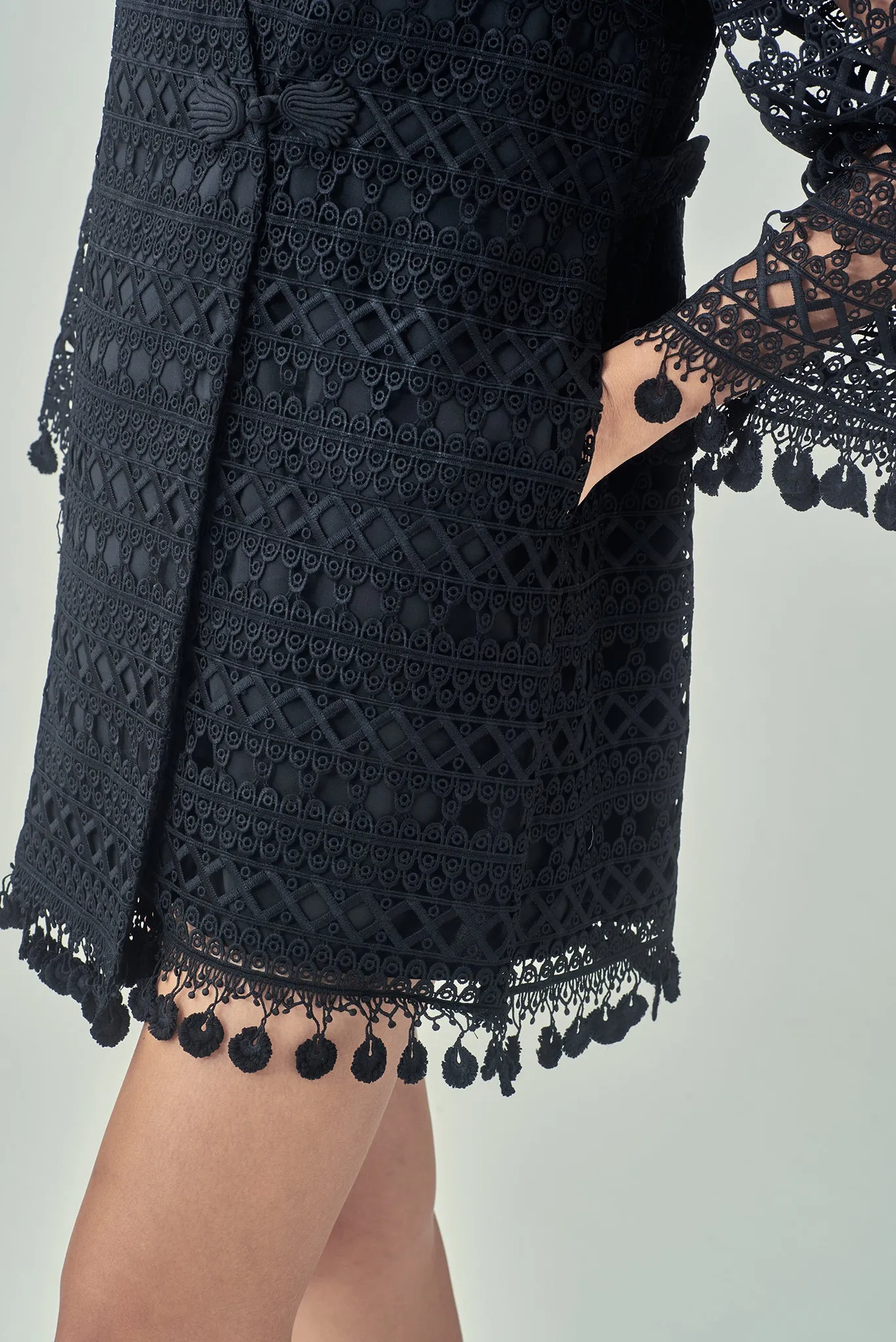 NANCY Aztec Lace Coat (Blk Tassels)