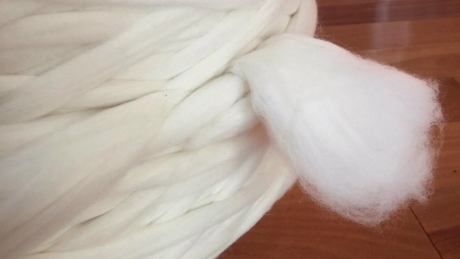 Wool Rove, Merino Wool Yarn, Merino Roving, Wool Fiber, White Wool Top Roving Fiber, Chunky Knit Blanket throw, Spin, Felting Crafts